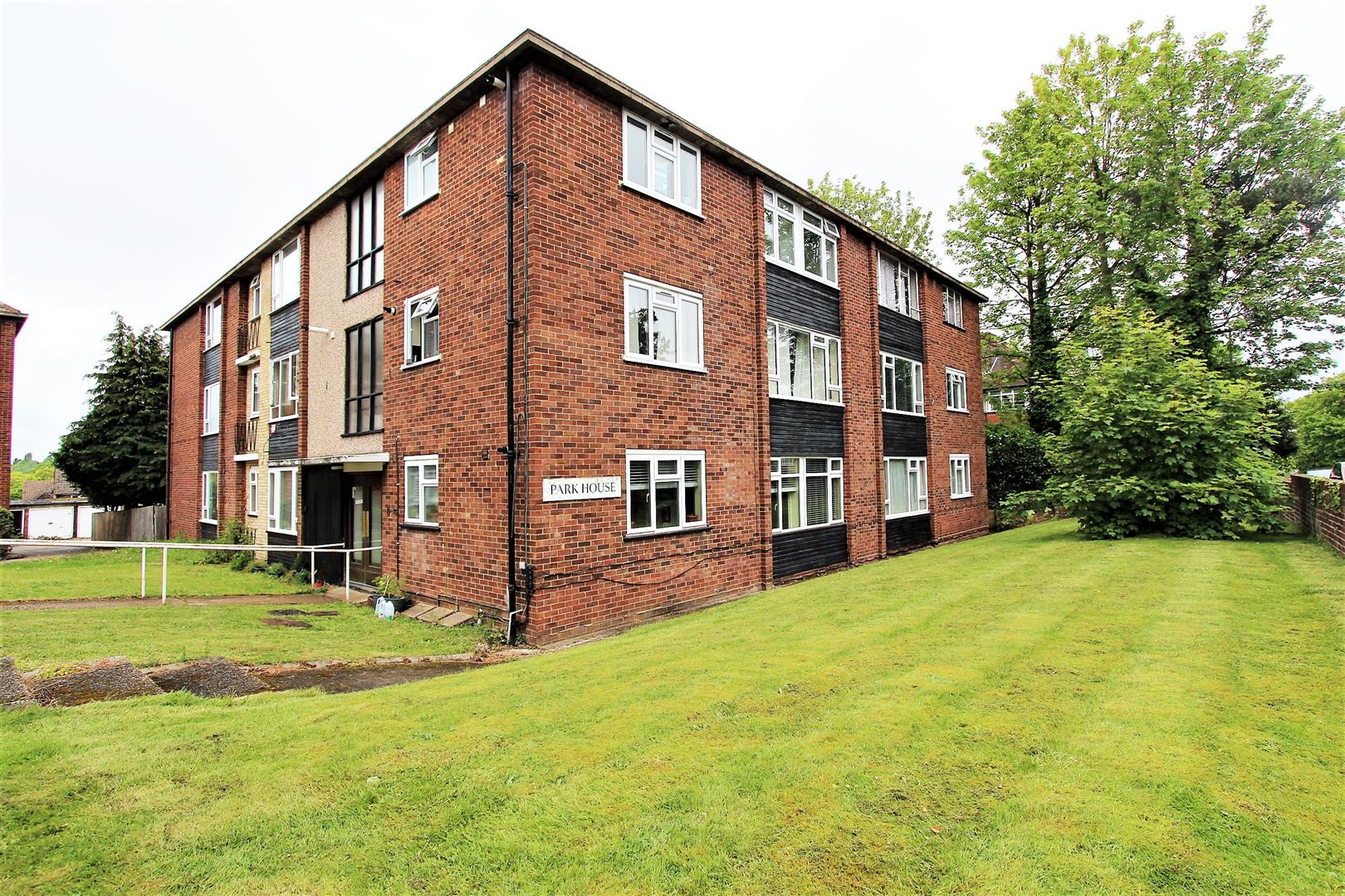 Park House, Winchmore Hill, N21. Homelink Lettings & Estates Estate